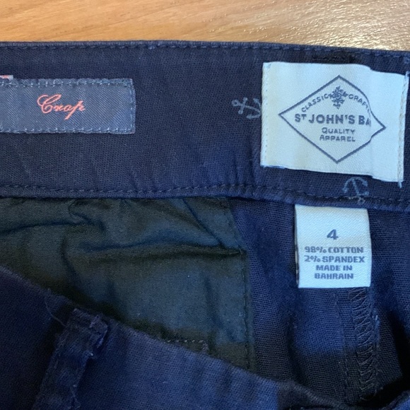 Women size 4 nautical capris stretch - Picture 8 of 9